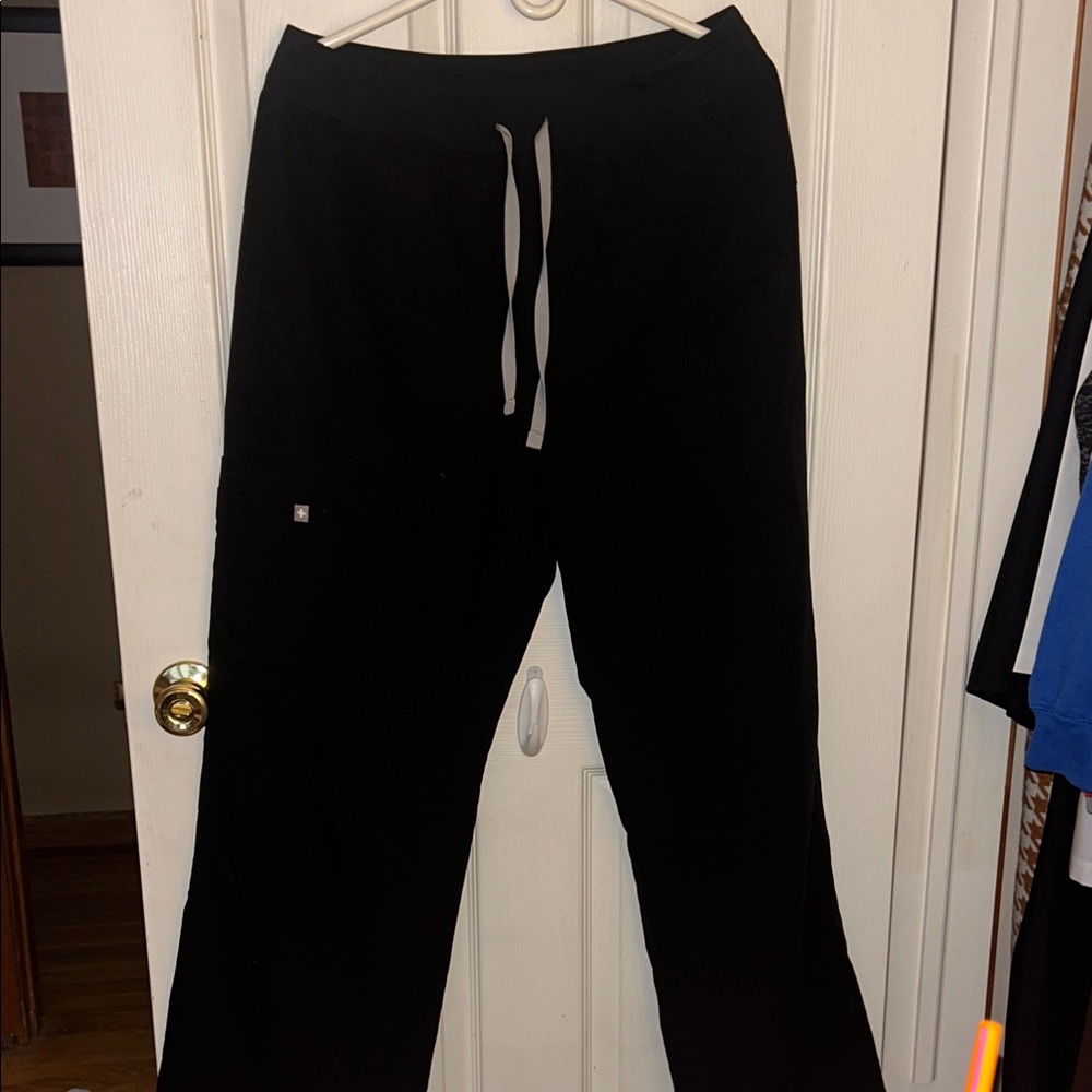 Figs women’s wide leg scrub pants